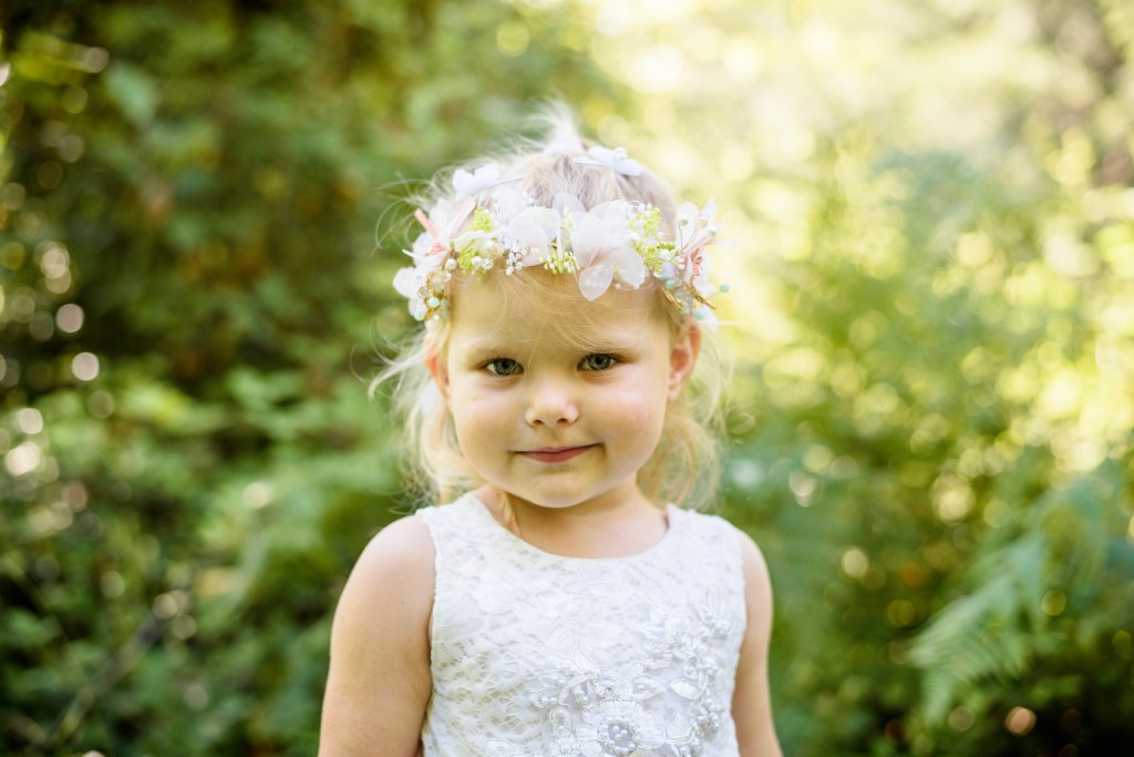 séance photo famille en lumière naturelle à Villeréal dans le Lot-et-Garonne