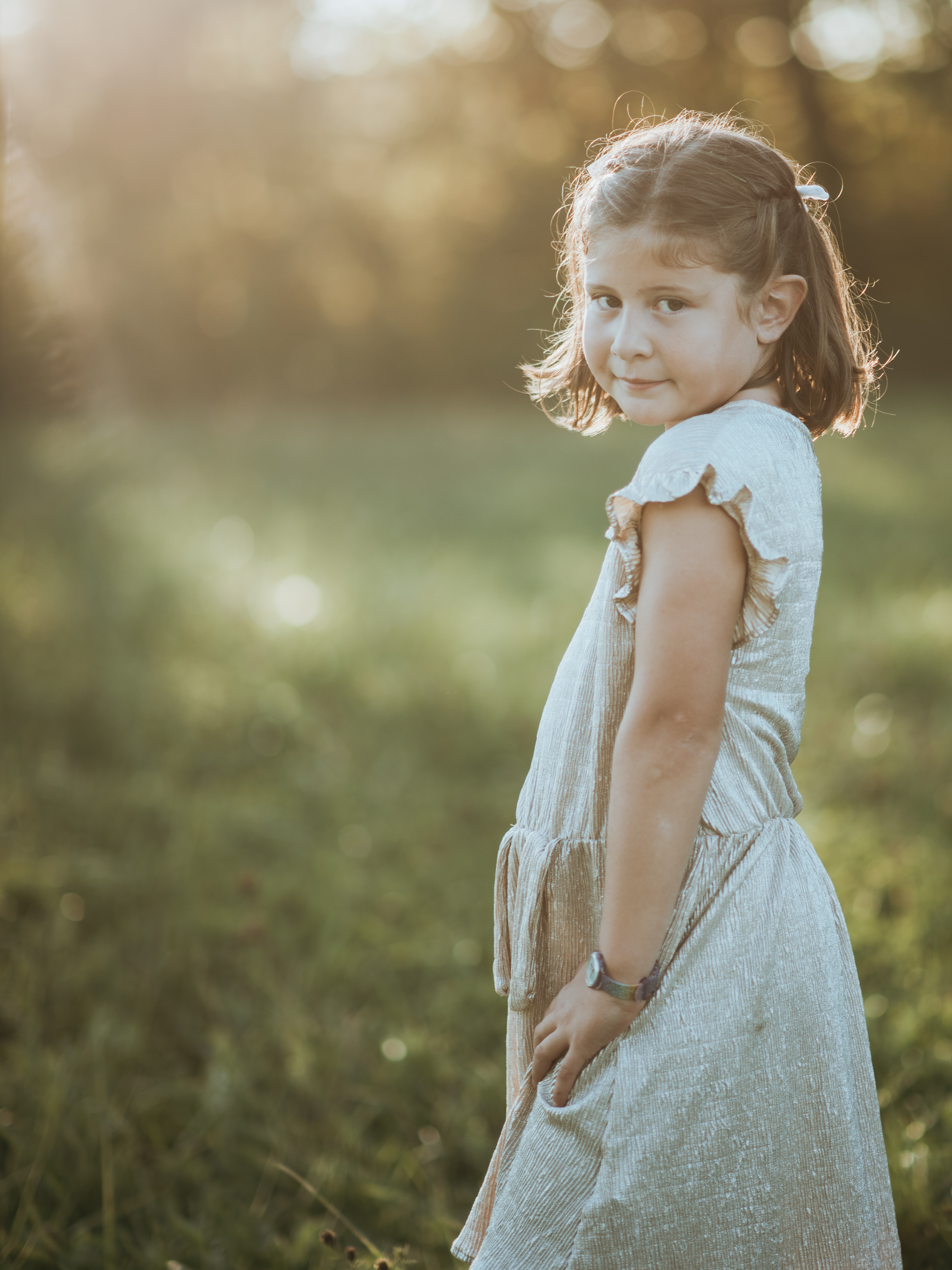 séance photo famille en lumière naturelle à Villeréal dans le Lot-et-Garonne